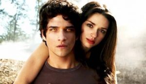 Поклонников сериала «Волчонок» или по-другому «Оборотень» собирает фан-сайт Teen Wolf