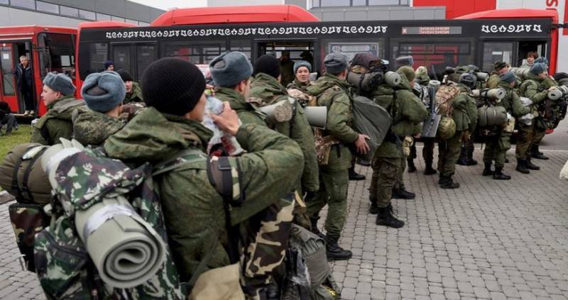 Ранняя пенсия и двойной стаж: для россиян участников СВО озвучили социальные нововведения 
