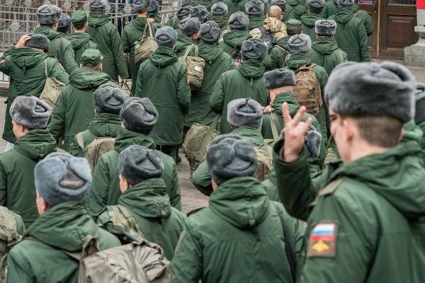 Военный эксперт назвал законный способ избежать второй волны мобилизации в РФ в 2023 году